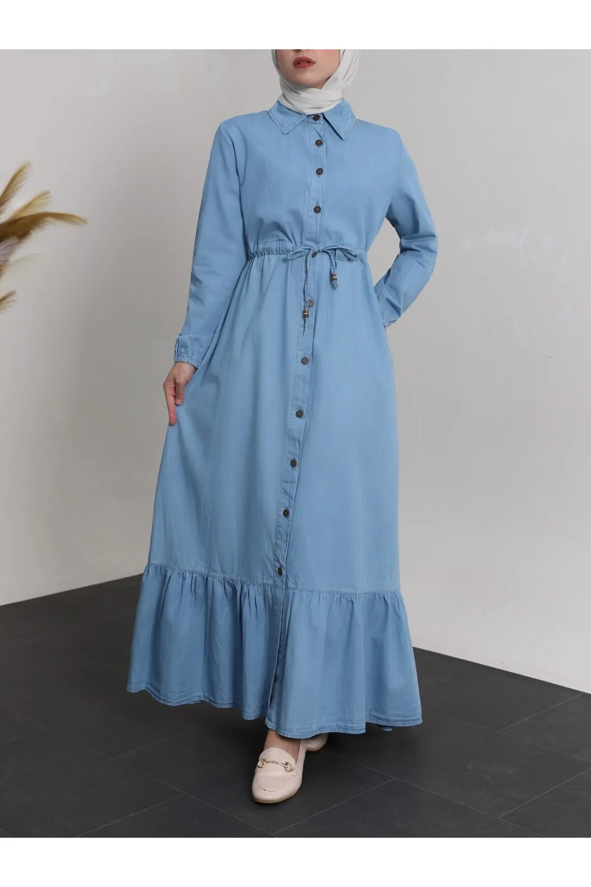 Modamorfo  Jeanskleid mit zwei Taschen und Knöpfen