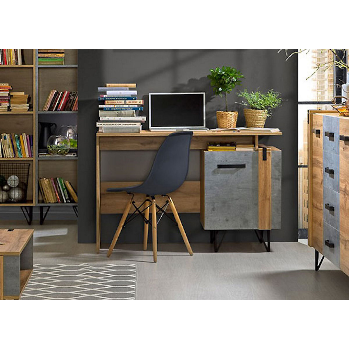 Schreibtisch Bürotisch Milenium 120x55cm mit 1 Tür