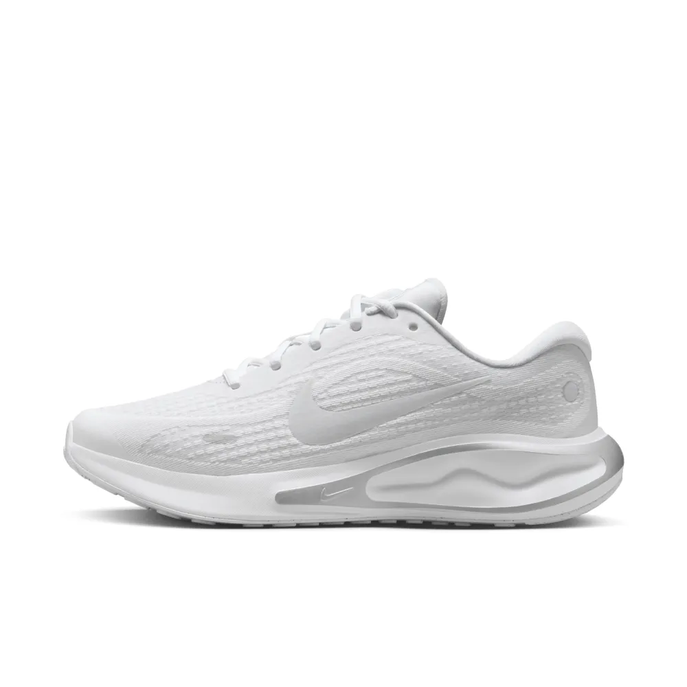 Nike Journey Run Stra FJ7765-102 / weiss