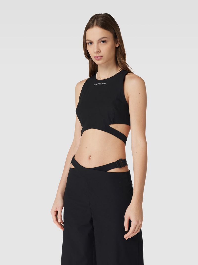 Crop Top mit Cut Out in schwarz