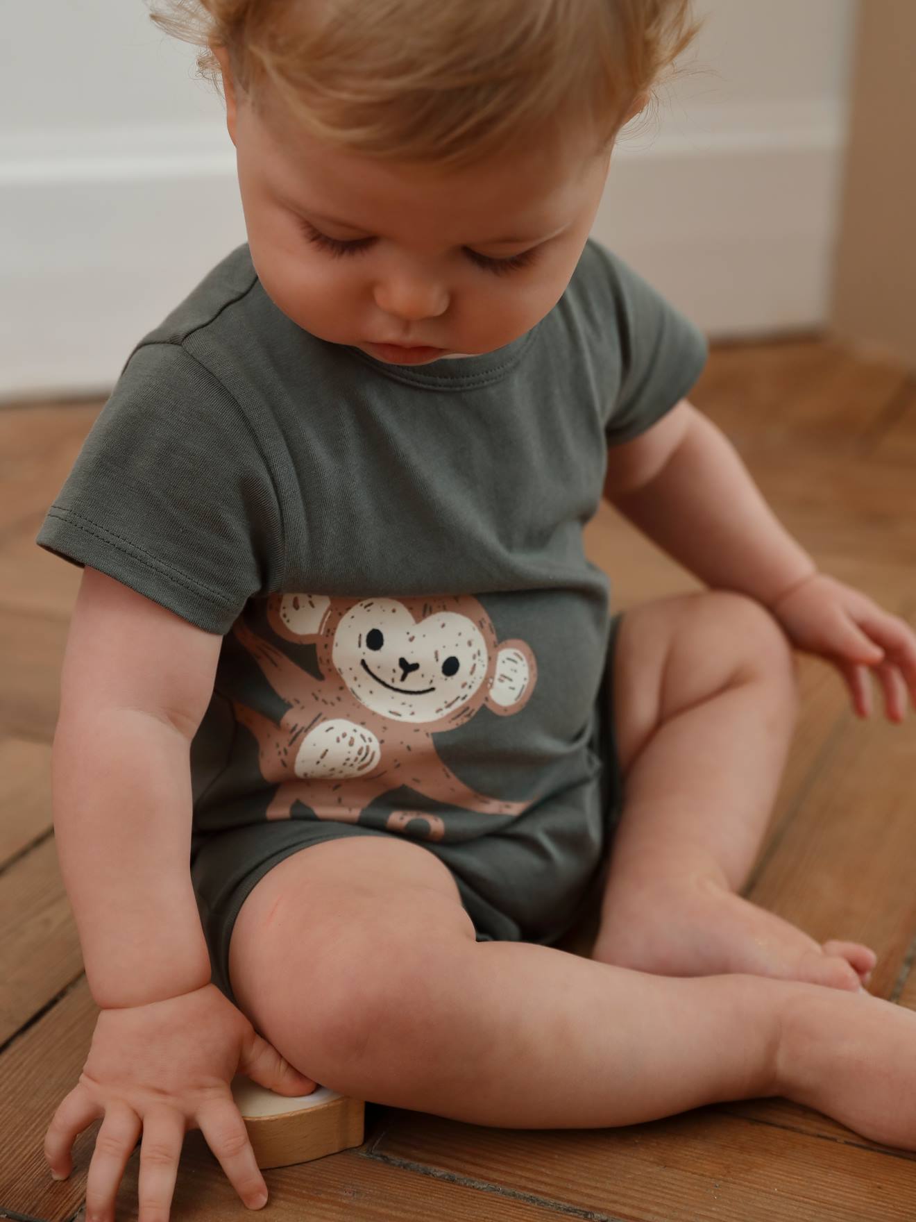 Vertbaudet Baby Kurzoverall, Tier-Motive BASIC Oeko-Tex - khaki affe