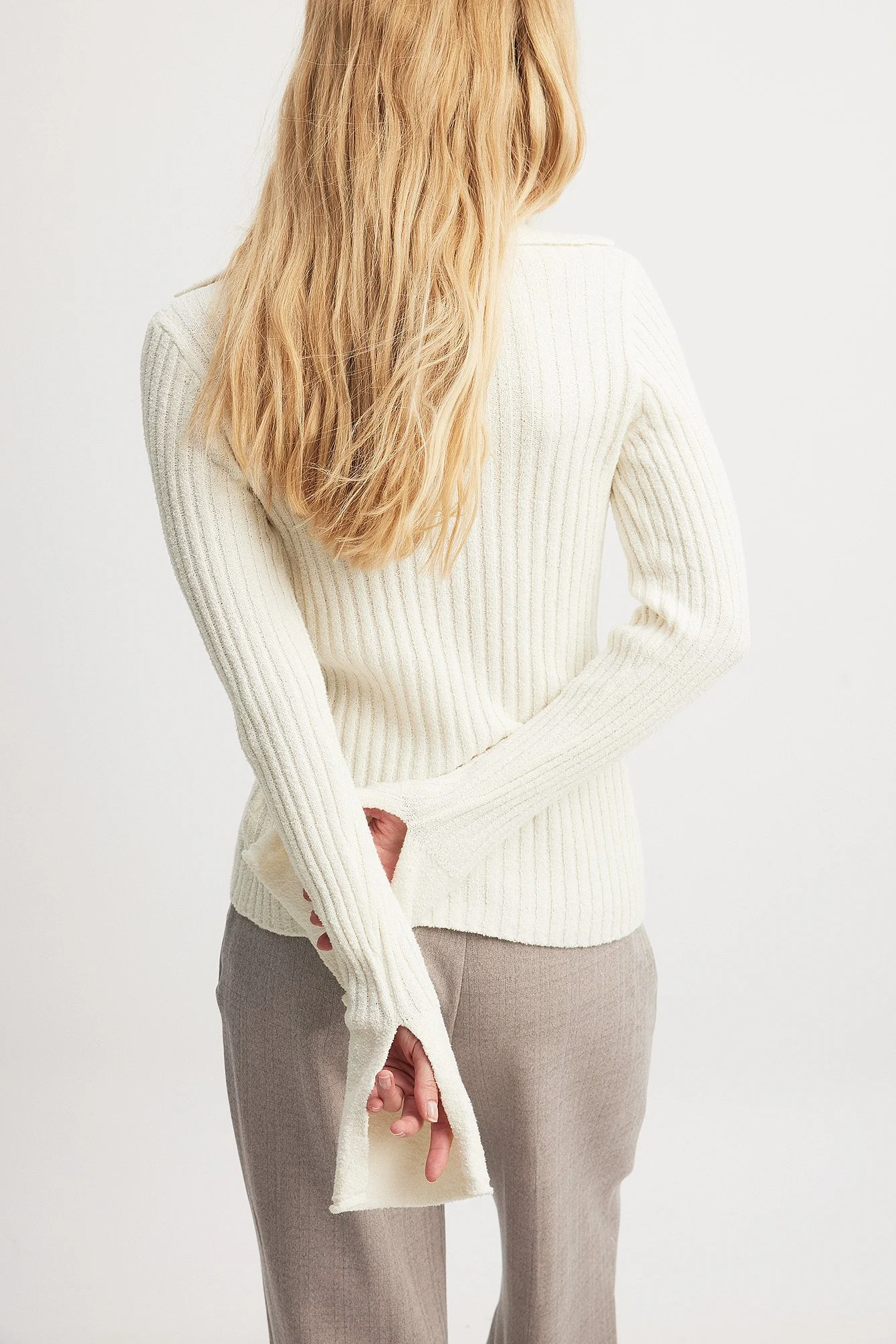 Strickjacke mit Kragen