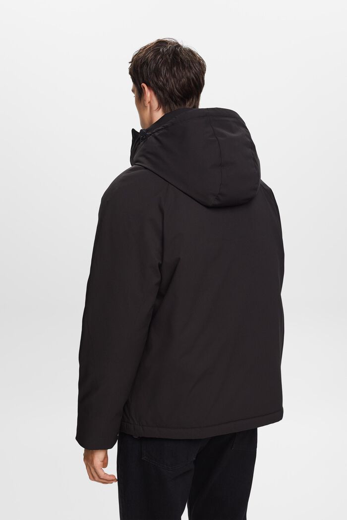 Daunenjacke mit Kapuze