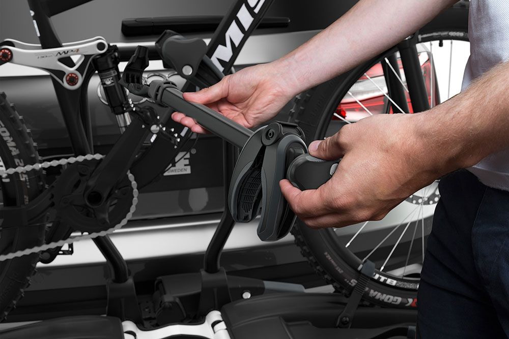 Thule EasyFold XT 2 BLACK EDITION 933 - Fahrradträger kaufen | Bike-Discount