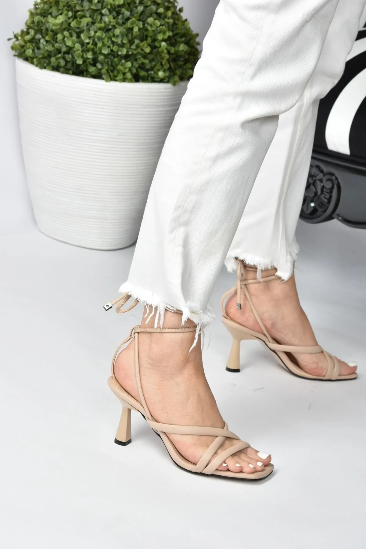 Fox Shoes  Damen-Lederschuhe mit Knöchelriemen und Absatz K404070209