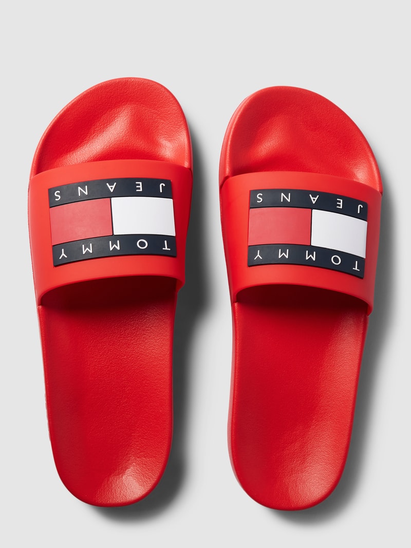 Slides mit Label-Details Modell 'POOL' in rot