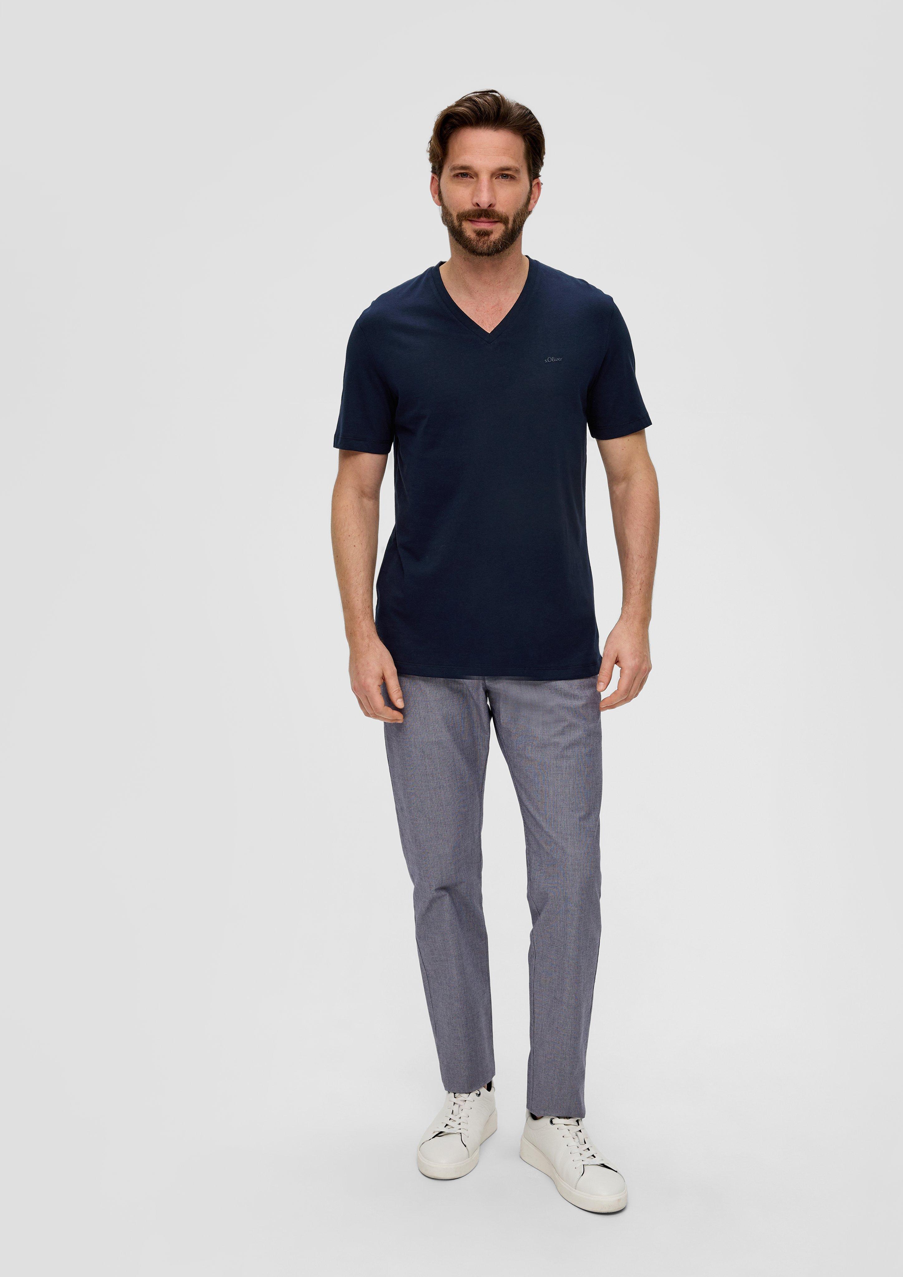 Baumwollshirt mit V-Ausschnitt  2143913-5978