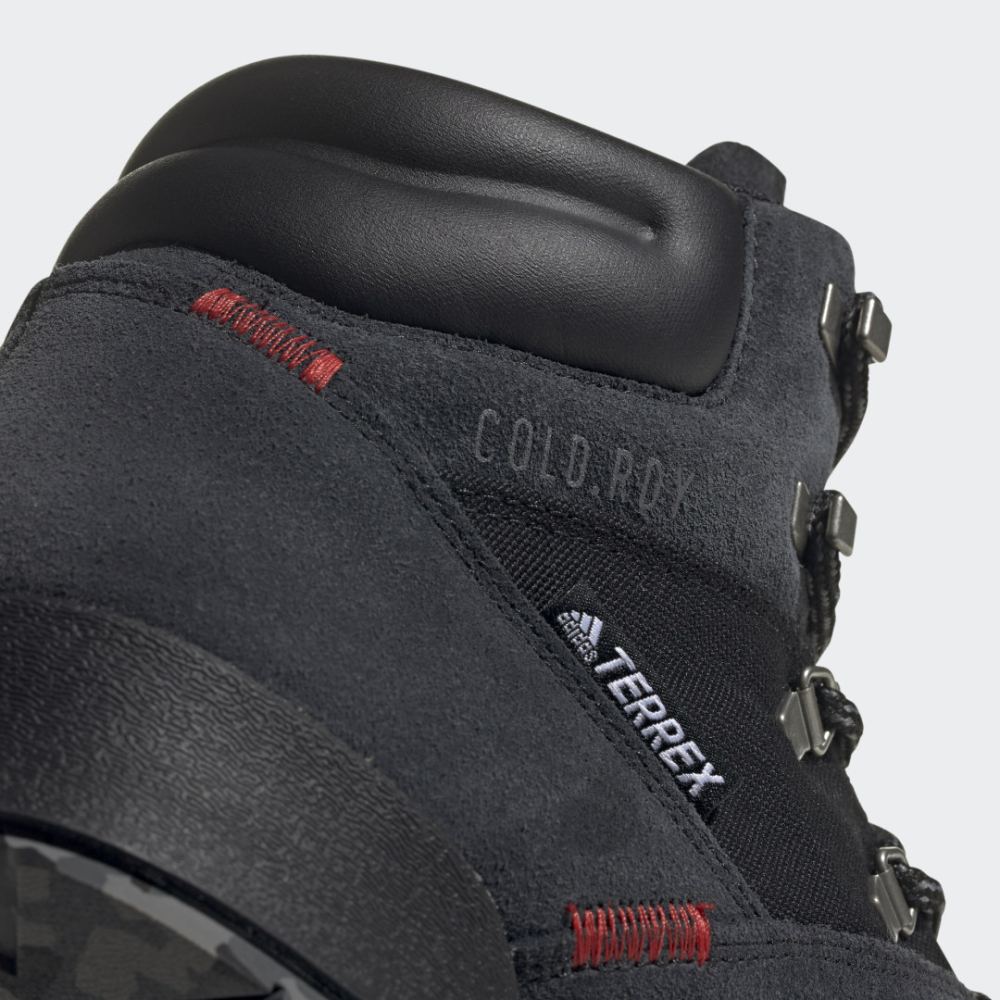 adidas Snowpitch COLD.RDY FV7957 / schwarz