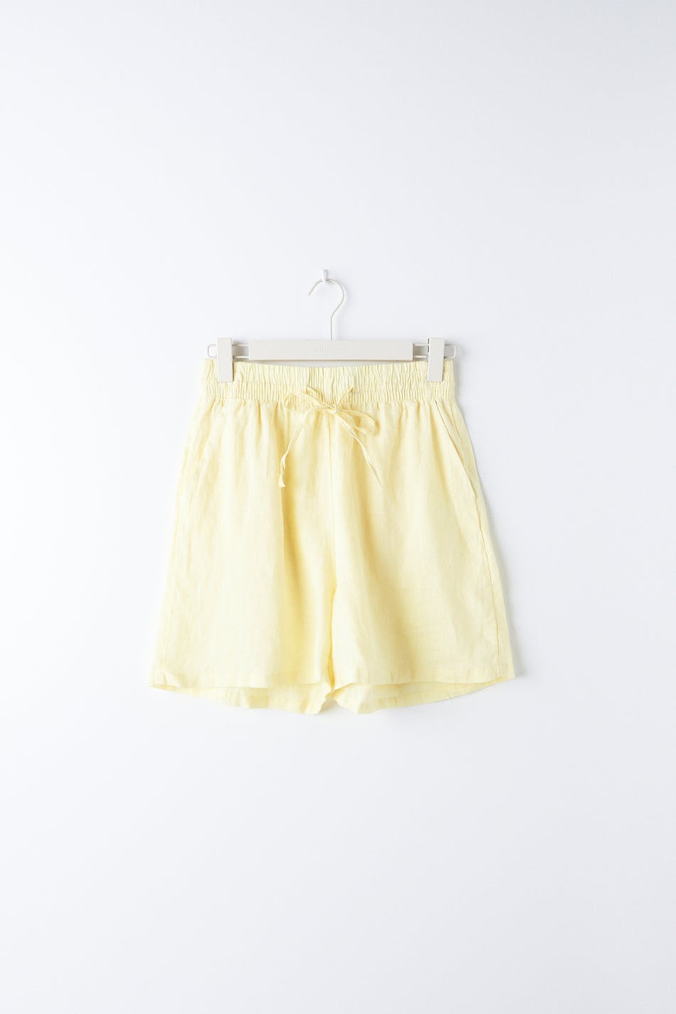 Disa linen shorts