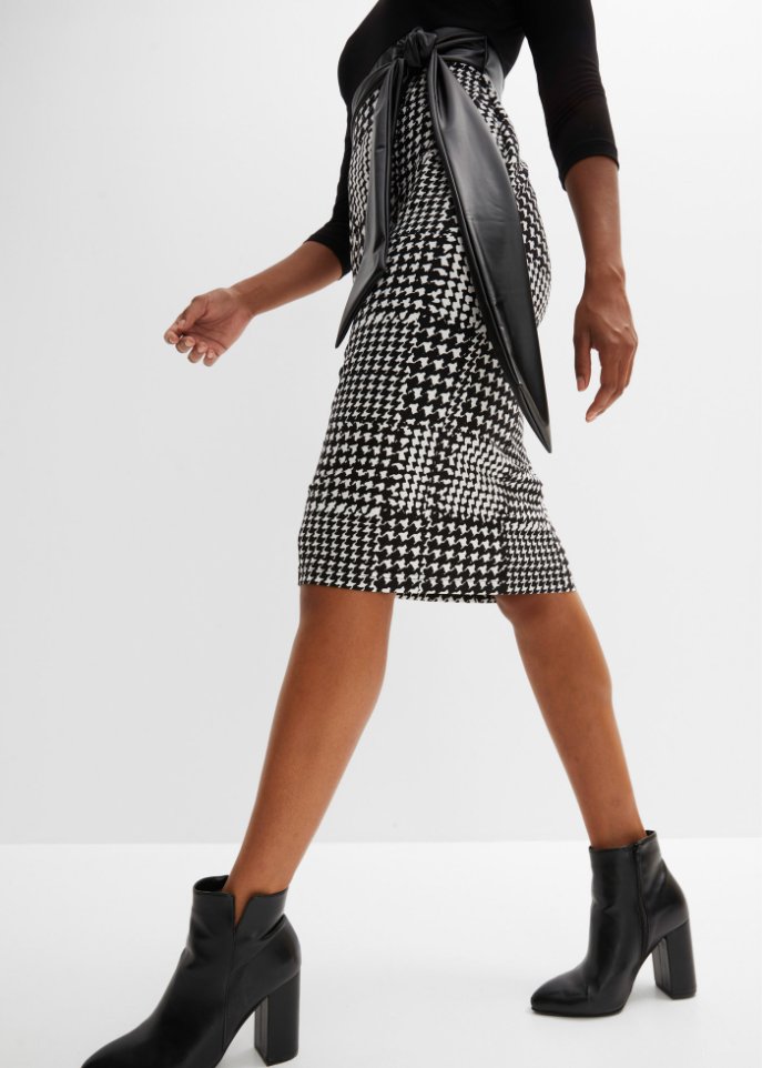 Midikleid mit Gürtel
