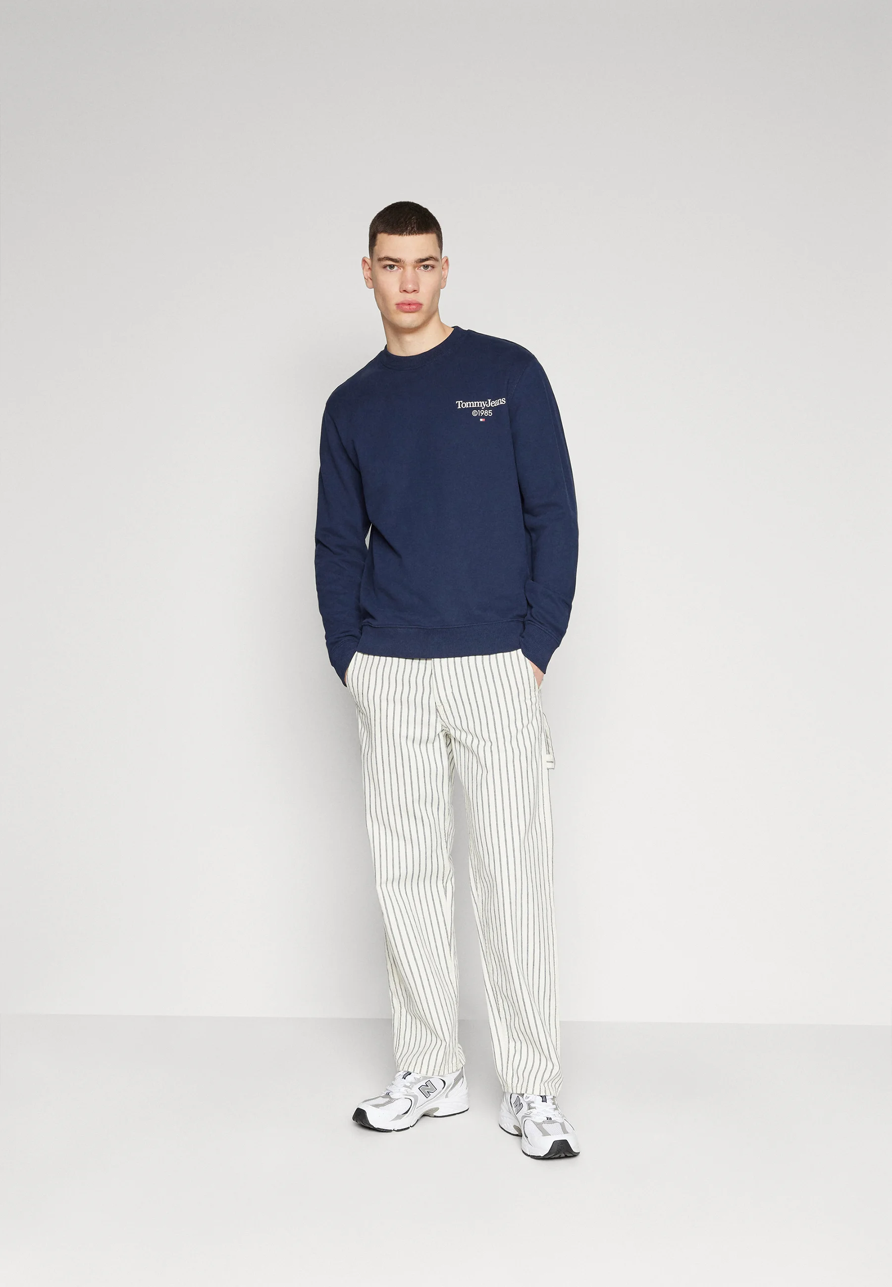 Sudadera Tommy Jeans ENTRY GRAPHIC CREW