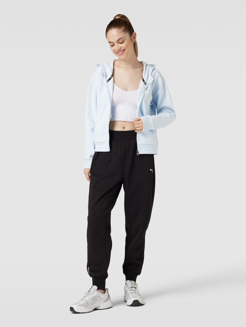 Sweatjacke mit Kapuze in hellblau