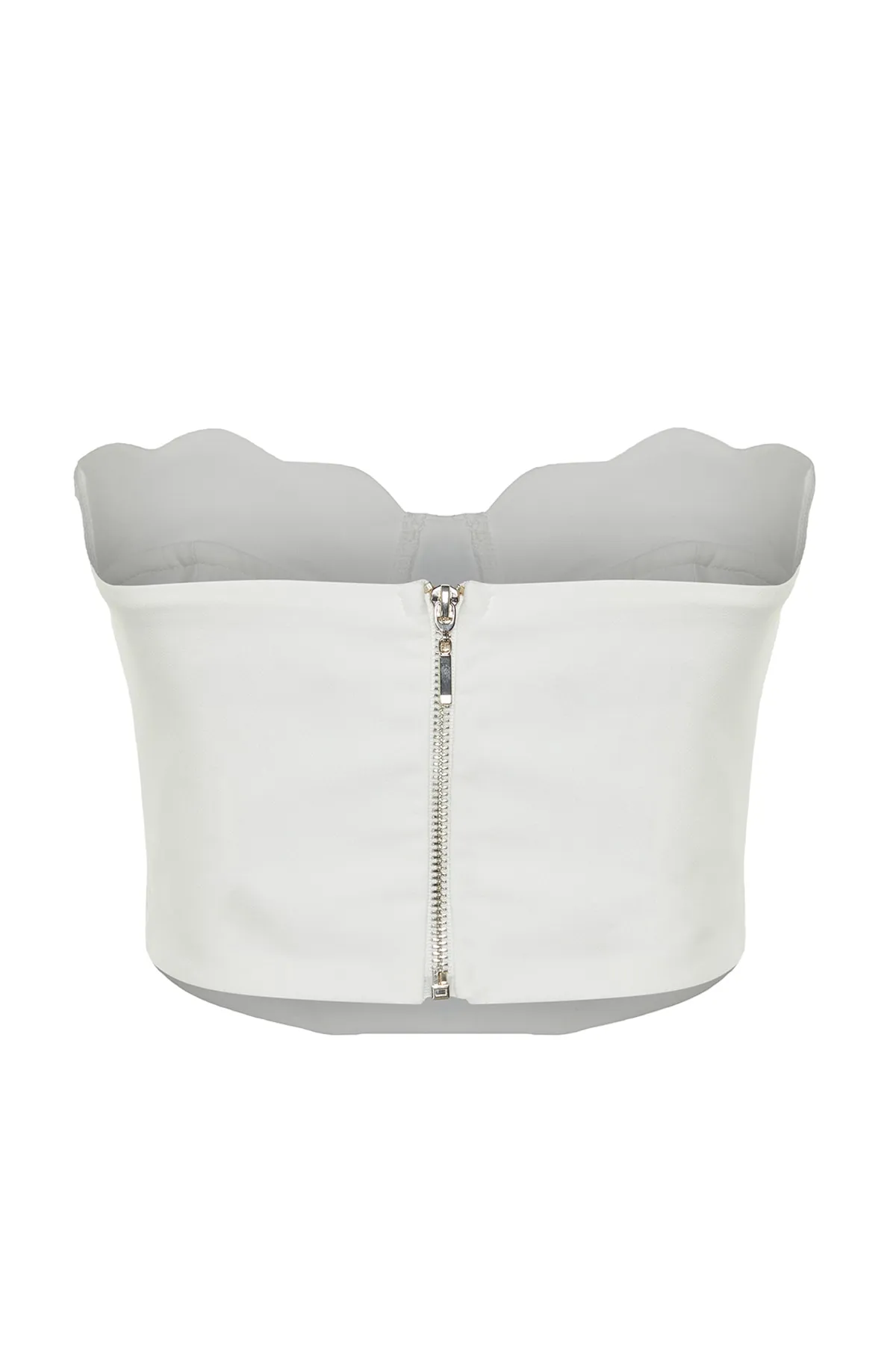 Trendyol Collection  Braut-Bustier mit kurzem Herzkragen in Ecru TPRSS23BS00125