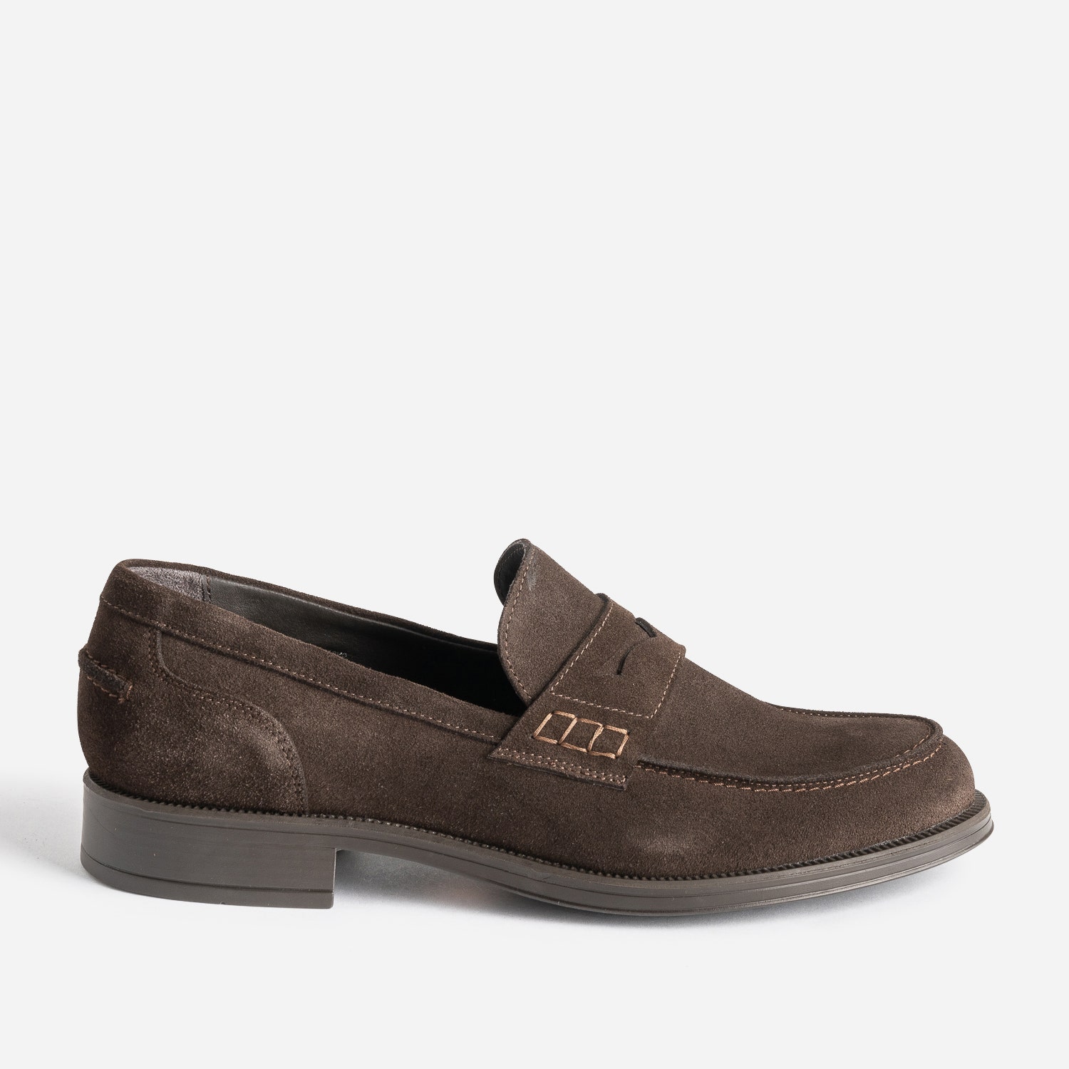 Mocassin marron en cuir velours