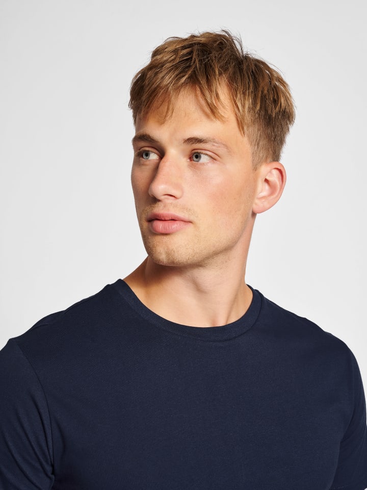 Hummel Hummel T-Shirt Hmlred Herren in MARINE günstig kaufen