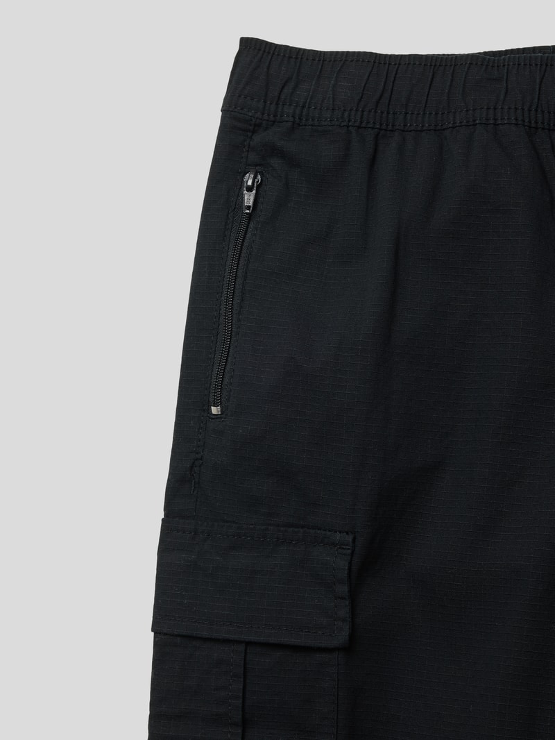 Cargohose mit Reißverschlusstaschen Modell 'BERLIN' in schwarz