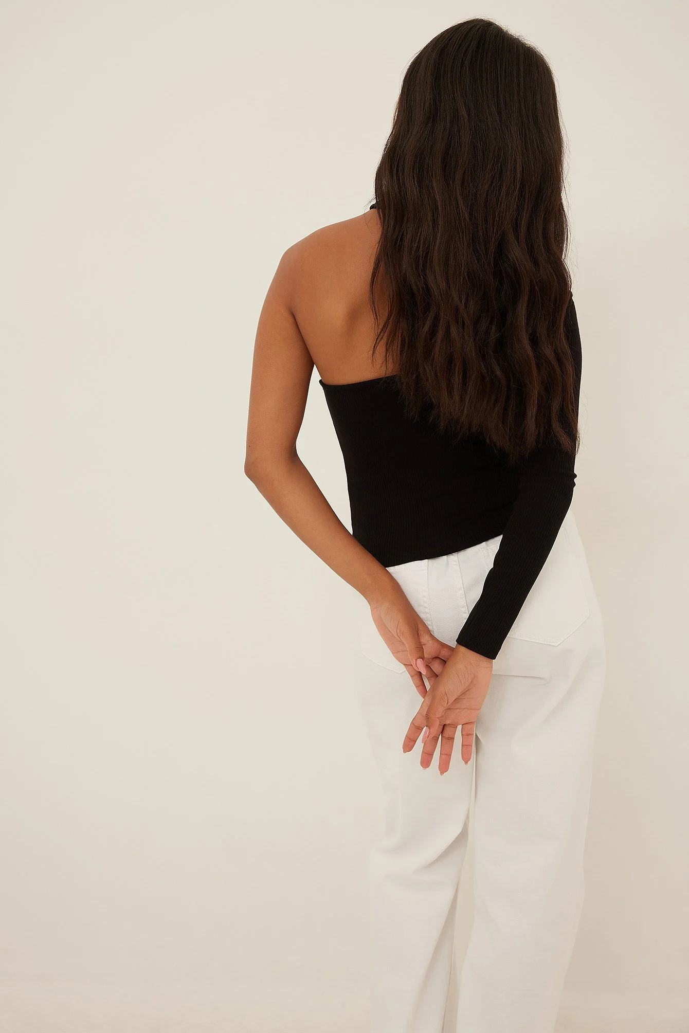Asymmetrisch cut out Rippen-Top