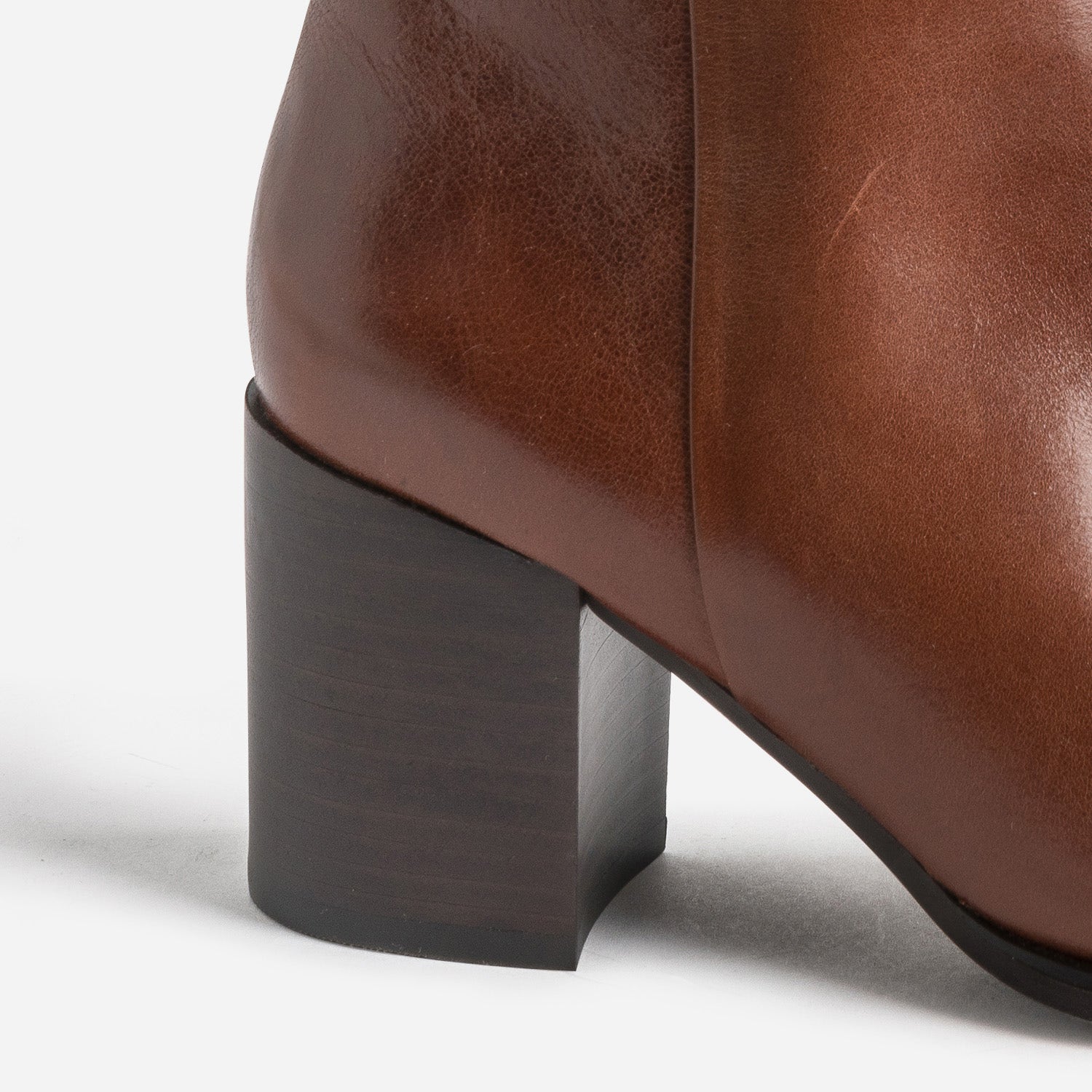 Boots cognac en cuir à talon