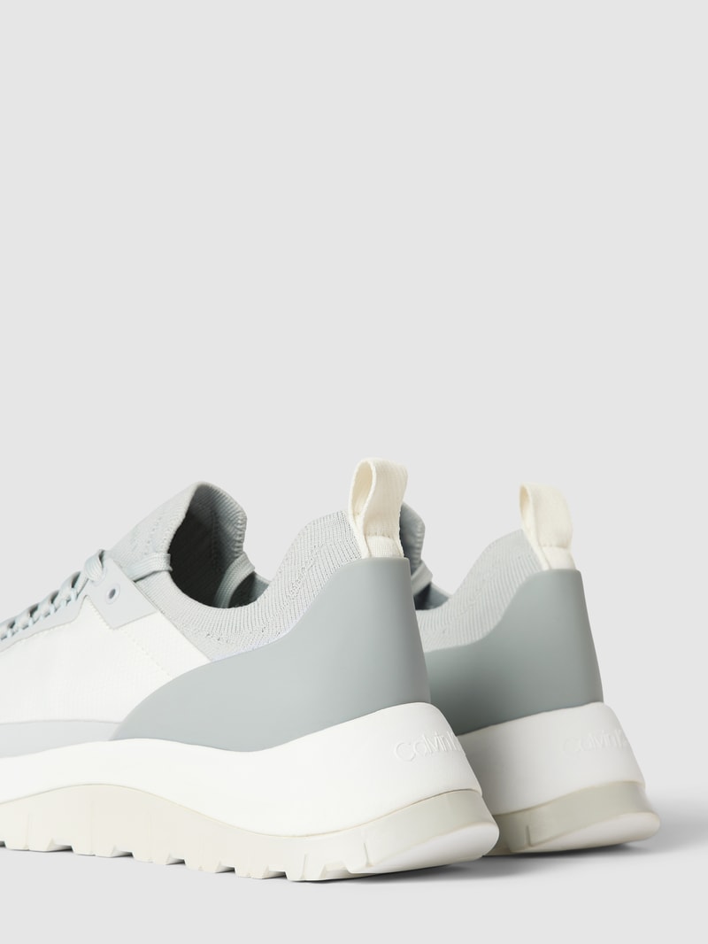 Sock-Sneaker mit Label-Print Modell 'KNIT RUNNER DYNAMIC LACE' in hellgrau