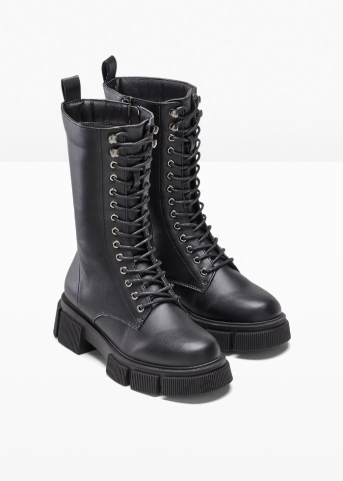 Schnürstiefel