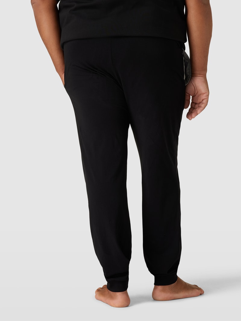 PLUS SIZE Sweatpants mit Logo-Stitching in schwarz