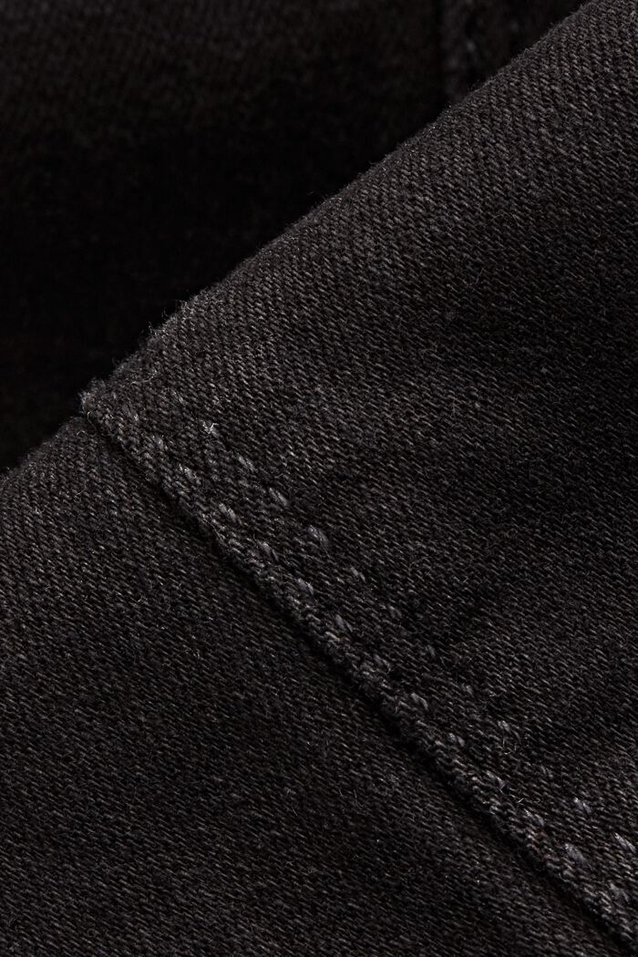 Recycelt: Shaping-Jeans mit Organic Cotton