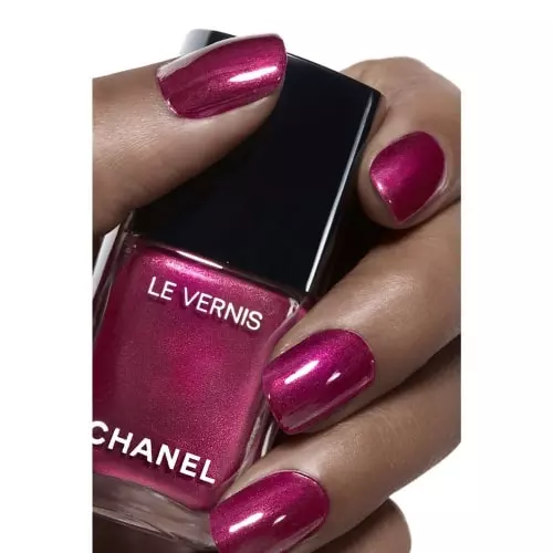 LE VERNIS Long-lasting colour and shine nail polish
