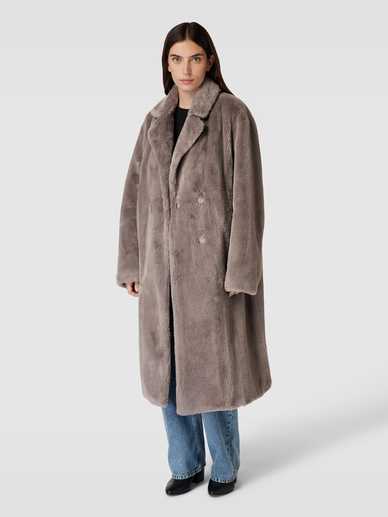 Mantel aus Kunstfell in taupe
