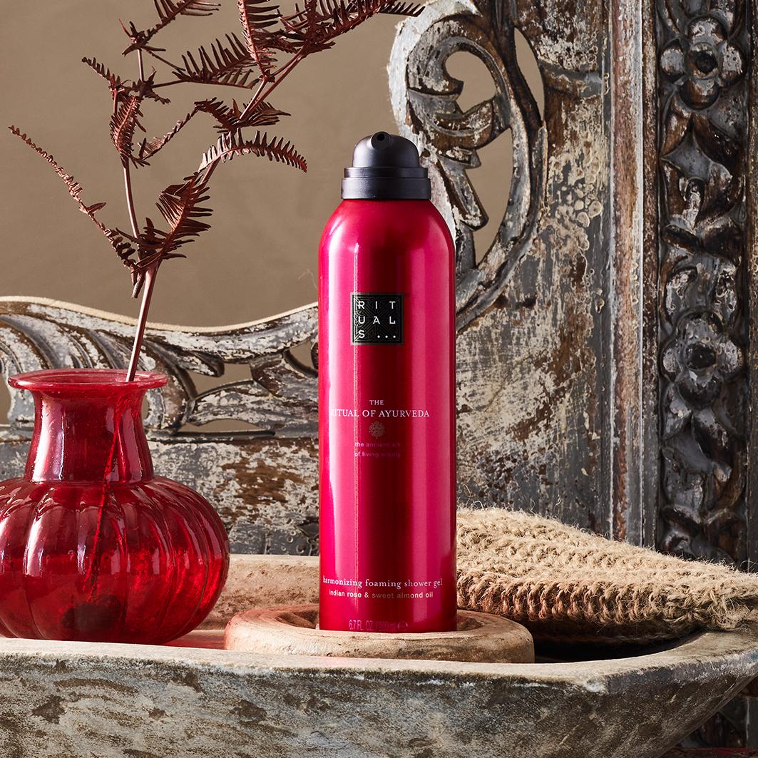 Harmonizing Foaming Shower Gel