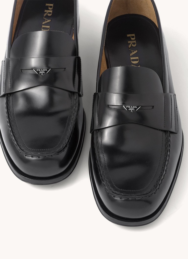 Prada leather loafer with logo