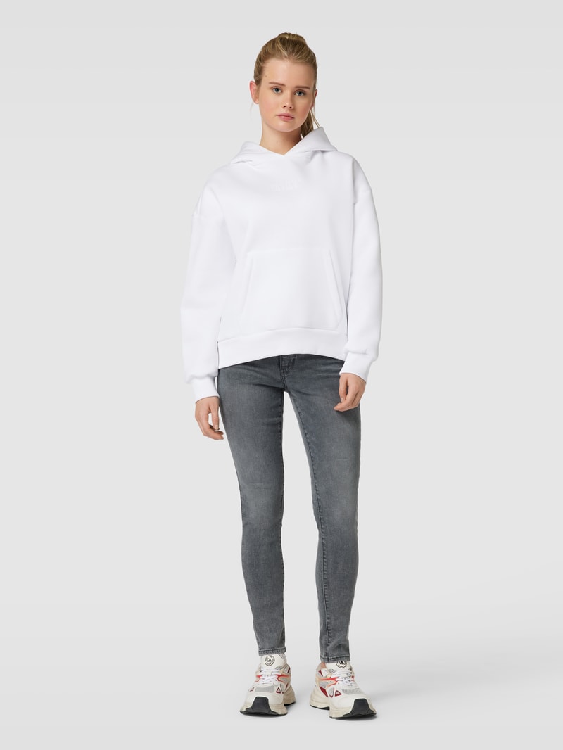 Shaping Skinny Jeans im 5-Pocket-Design Modell '311™' in silber