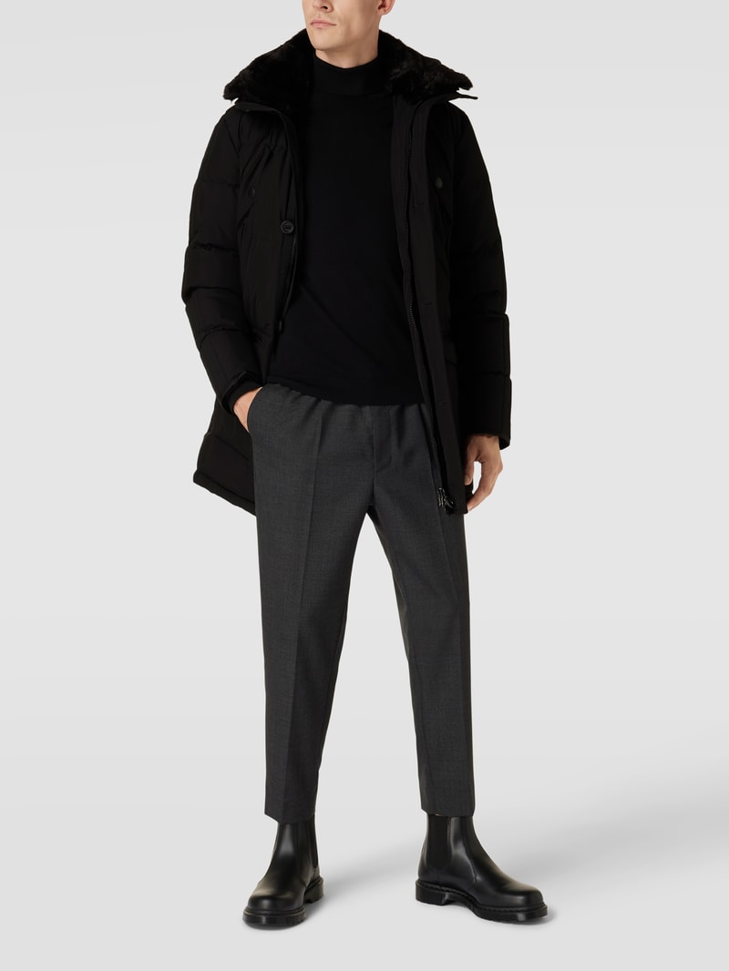 Steppjacke mit Label-Applikation Modell 'CENTAURI' in schwarz