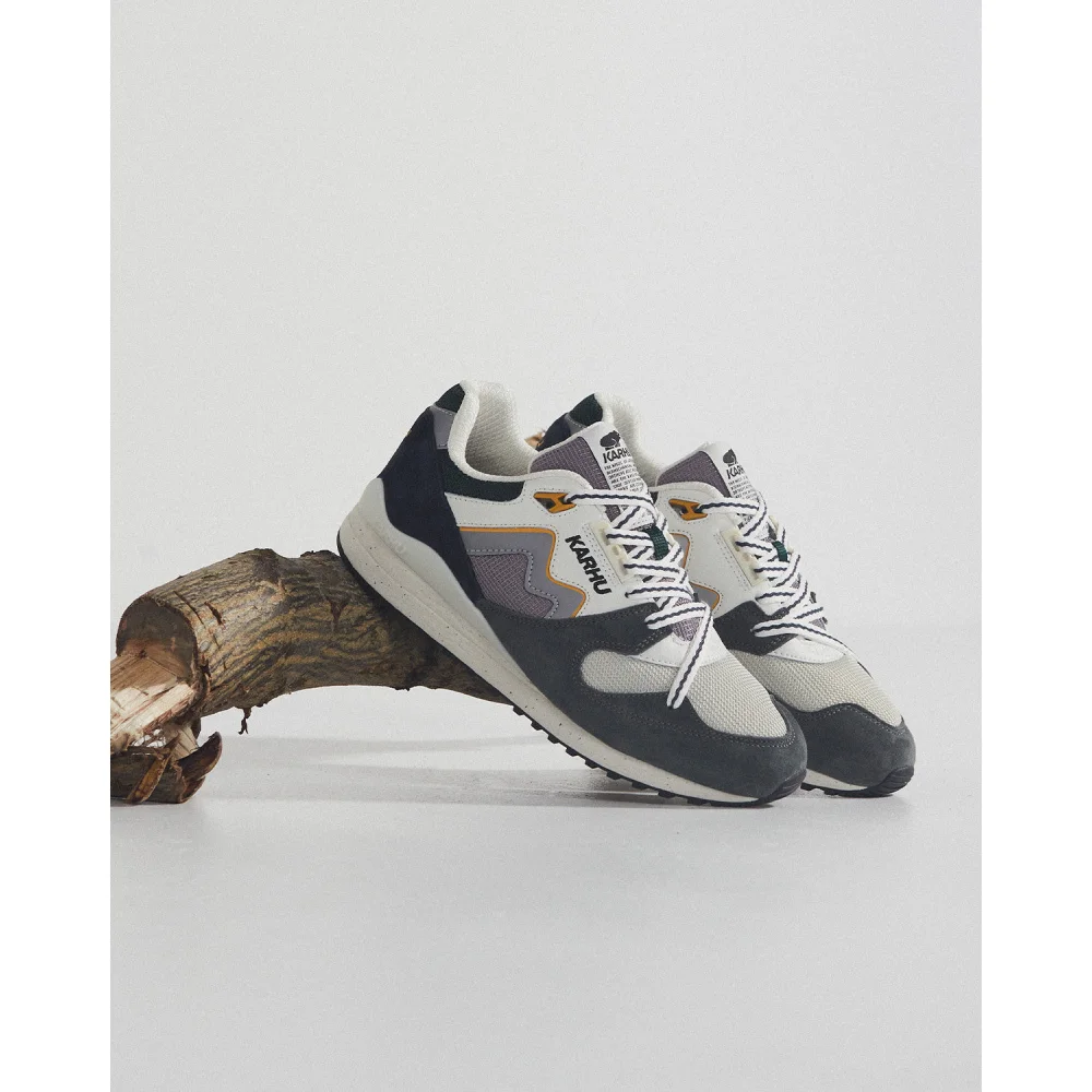 Karhu Synchron Classic F802670 / grau