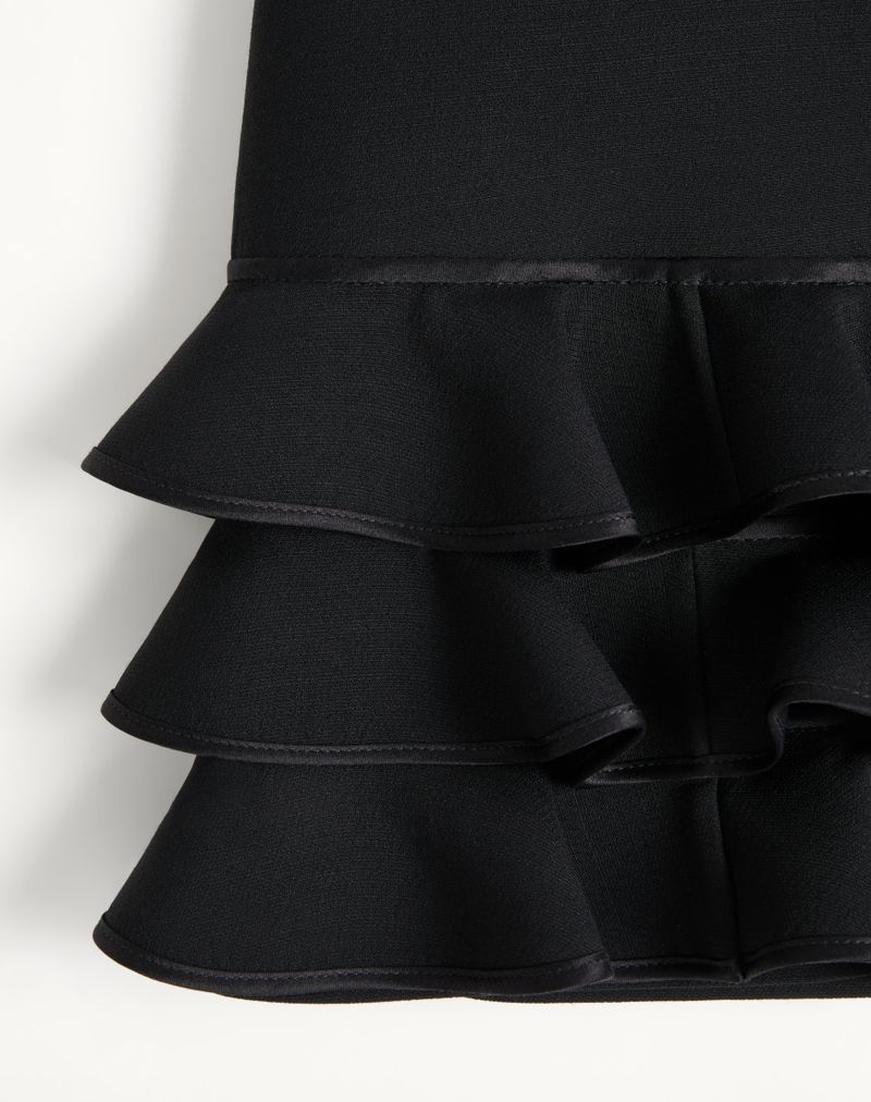 Saia curta de crepe de alta costura
