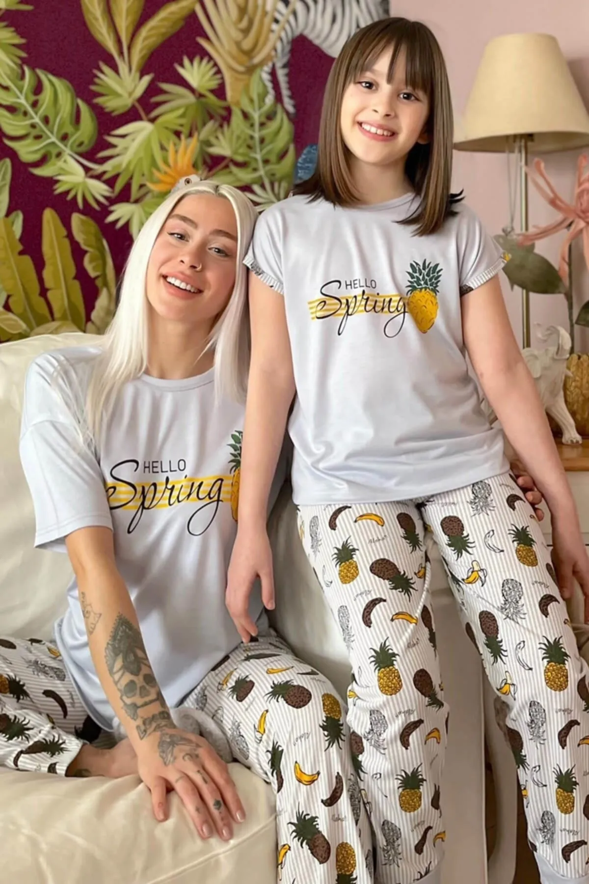 Pijamaevi  Kurzarm-Mutter-Tochter-Kombi-Pyjama-Set mit Ananas-Aufdruck