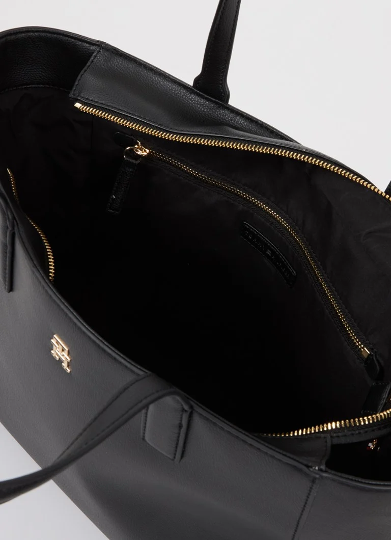 Tommy Hilfiger Soft Plaque shoulder bag with logo