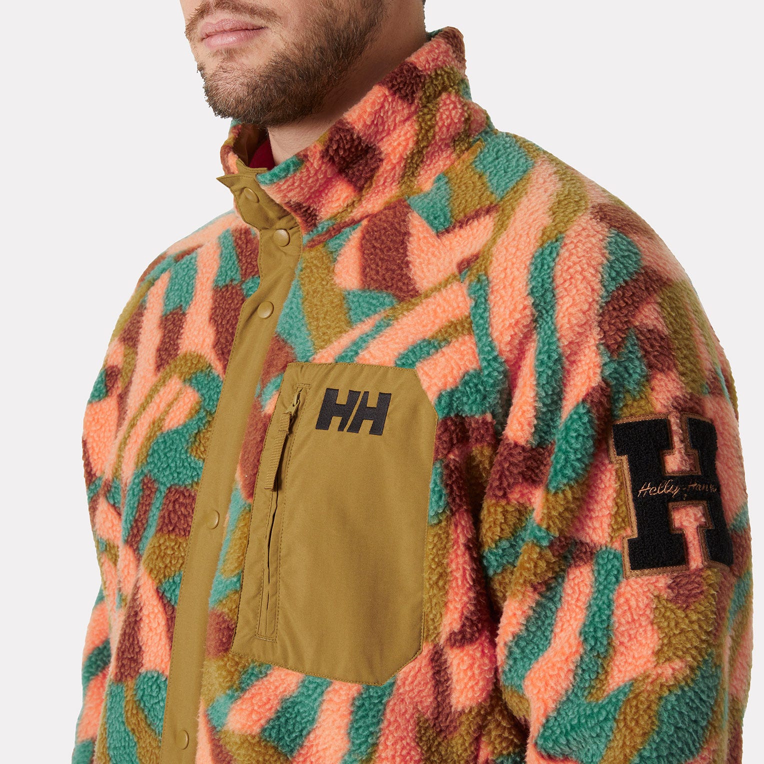 Men's Panorama Printed Pile Snap