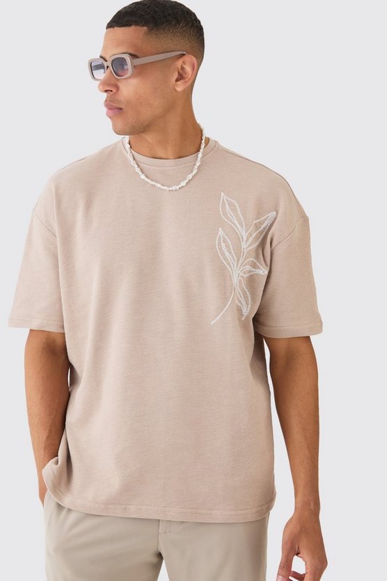 Oversize T-Shirt mit floraler Stickerei