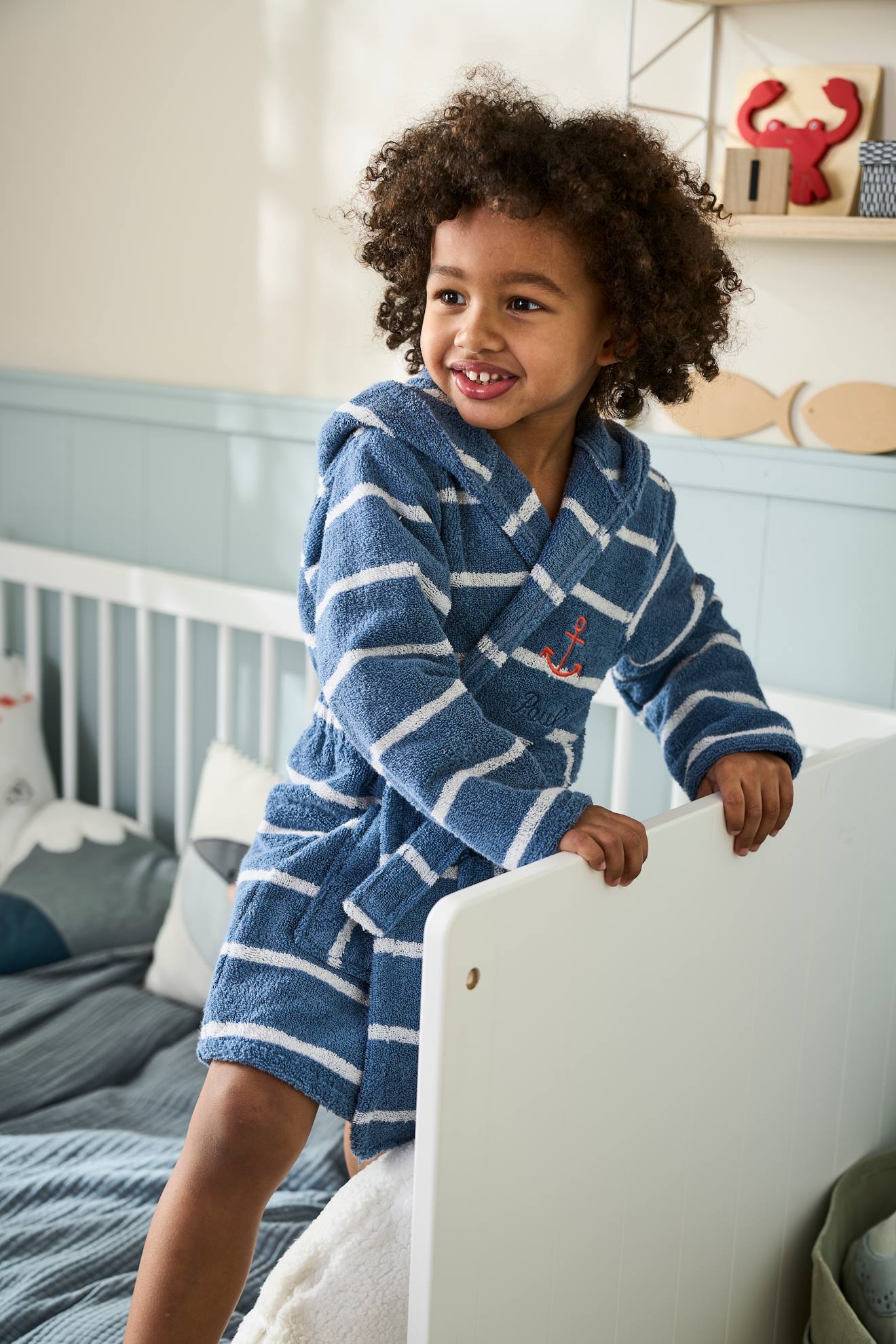 Peignoir de bain rayé enfant à capuche et personnalisable bleu/blanc