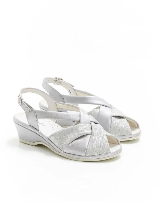 Sandales dessus cuir, modèle standard
