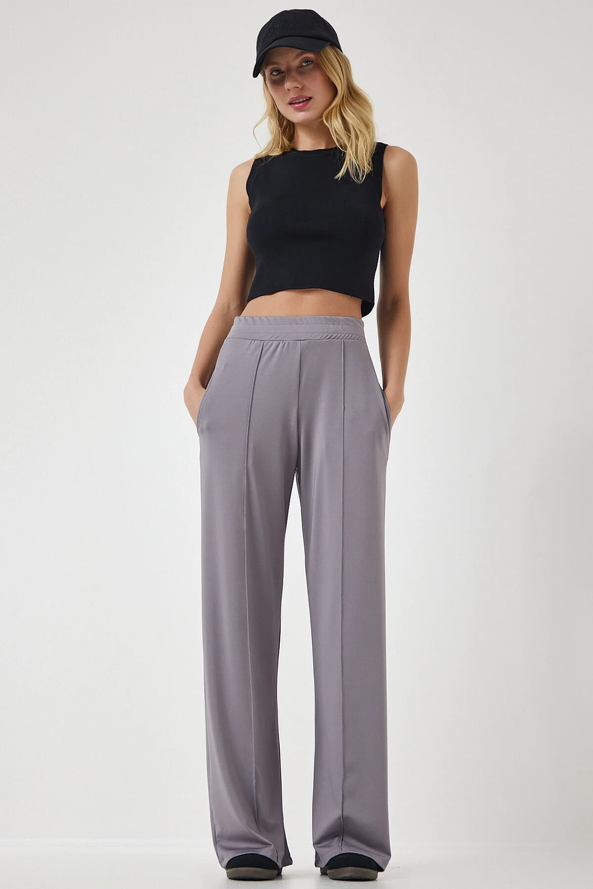 Happiness İstanbul  Graue, dehnbare Jogginghose mit hoher Taille für Damen BF00030