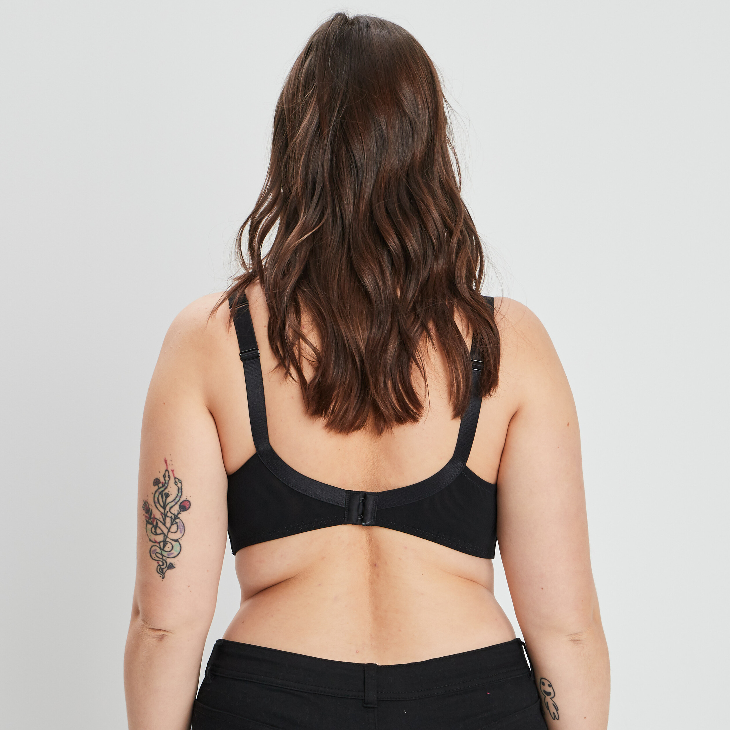 Soutien-gorge emboîtant microfibre noir femme grande taille | La Halle