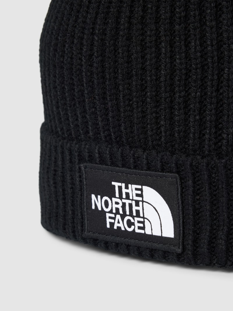 Mütze mit Label-Patch in schwarz