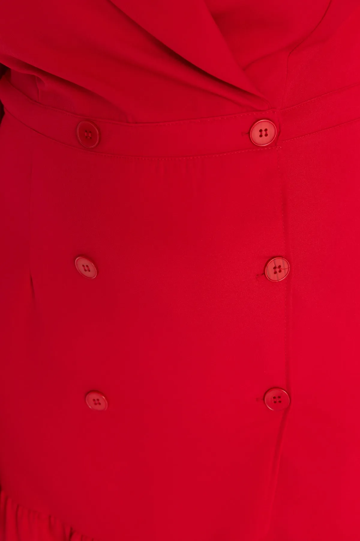 Trendyol Curve  Rotes ungefüttertes Mini-Jackenkleid aus Webstoff mit Dreiviertelärmeln in Übergröße TBBAW23AH00042