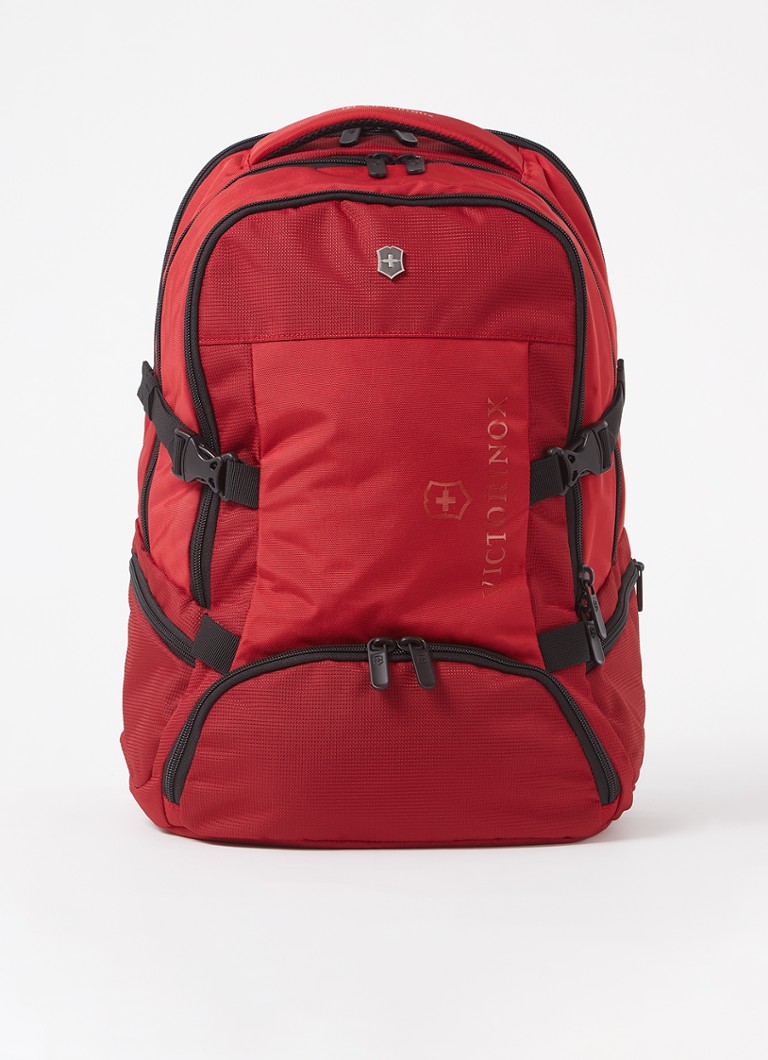 „Victorinox Sport Evo Deluxe“ kuprinė, 28 litrų talpos, su 15 colių nešiojamojo kompiuterio skyriumi.