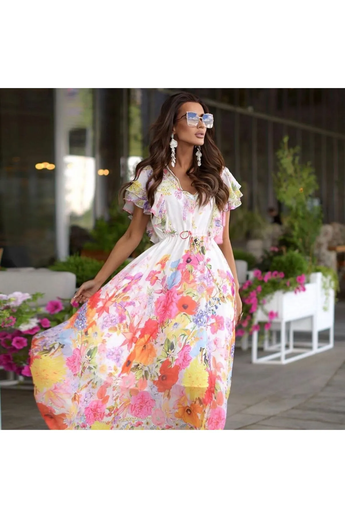 BİKELİFE  Chiffonkleid mit Blumenmuster für Damen, Bindegürtel in der Taille und Rüschendetail