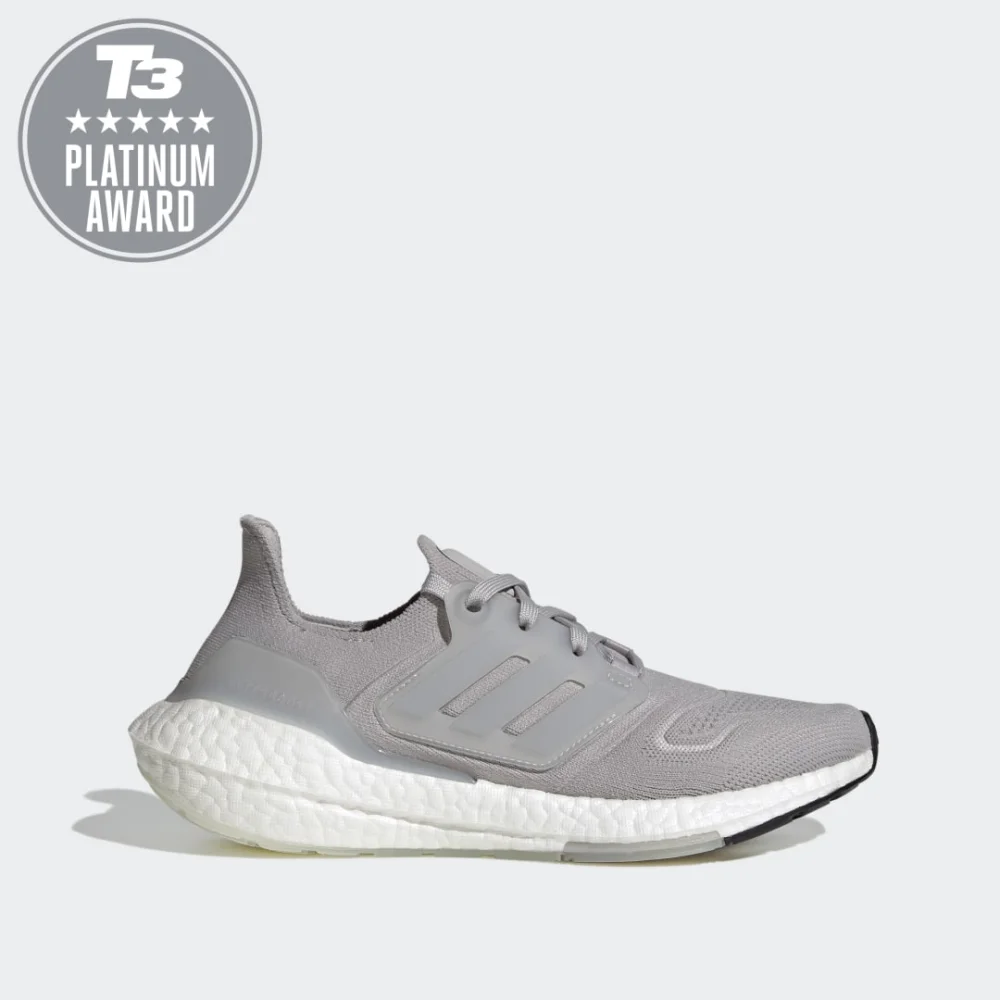 adidas Ultraboost 22 GX5594 / grau