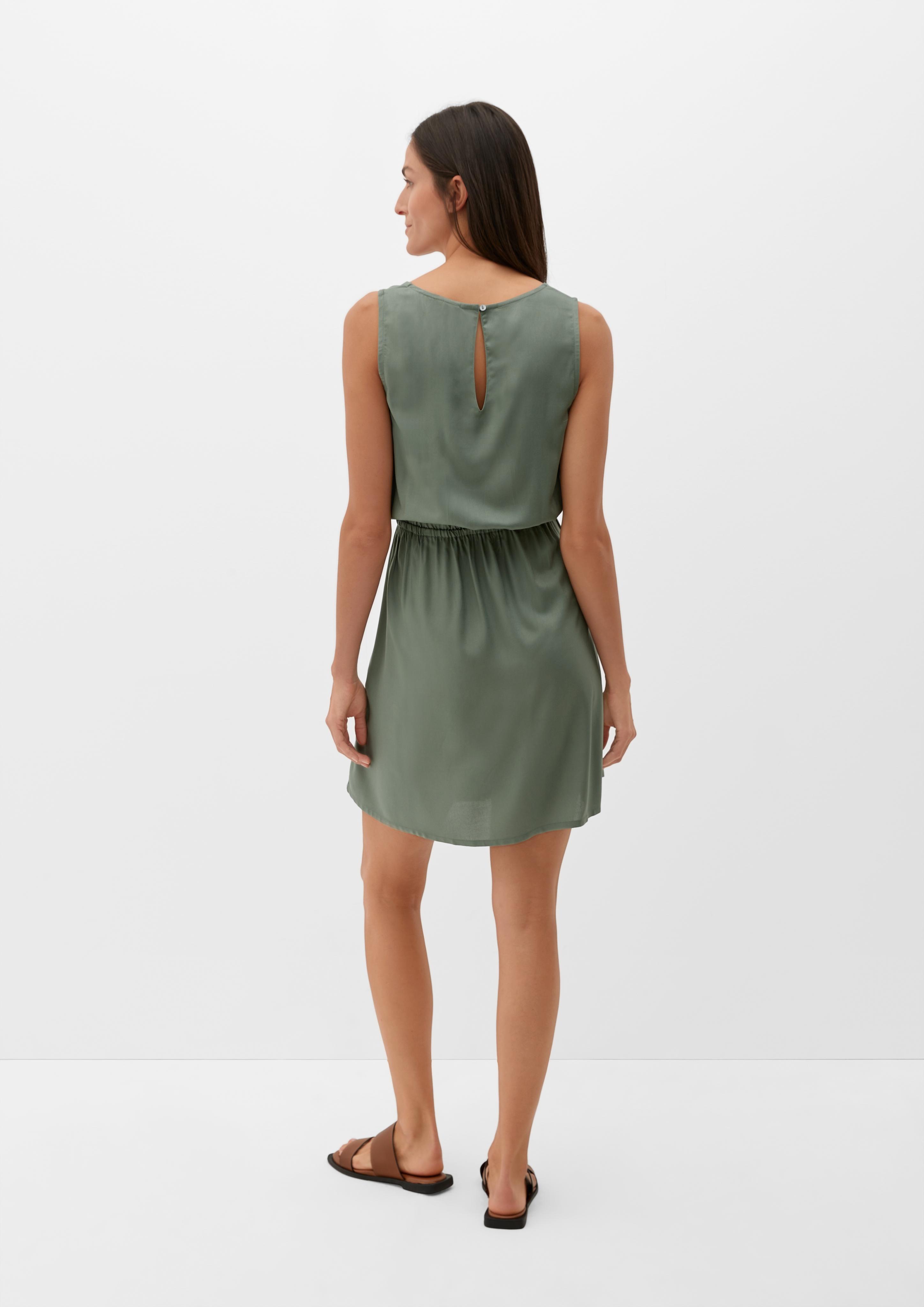 Feines Strandkleid  532.899.270.43856-7400