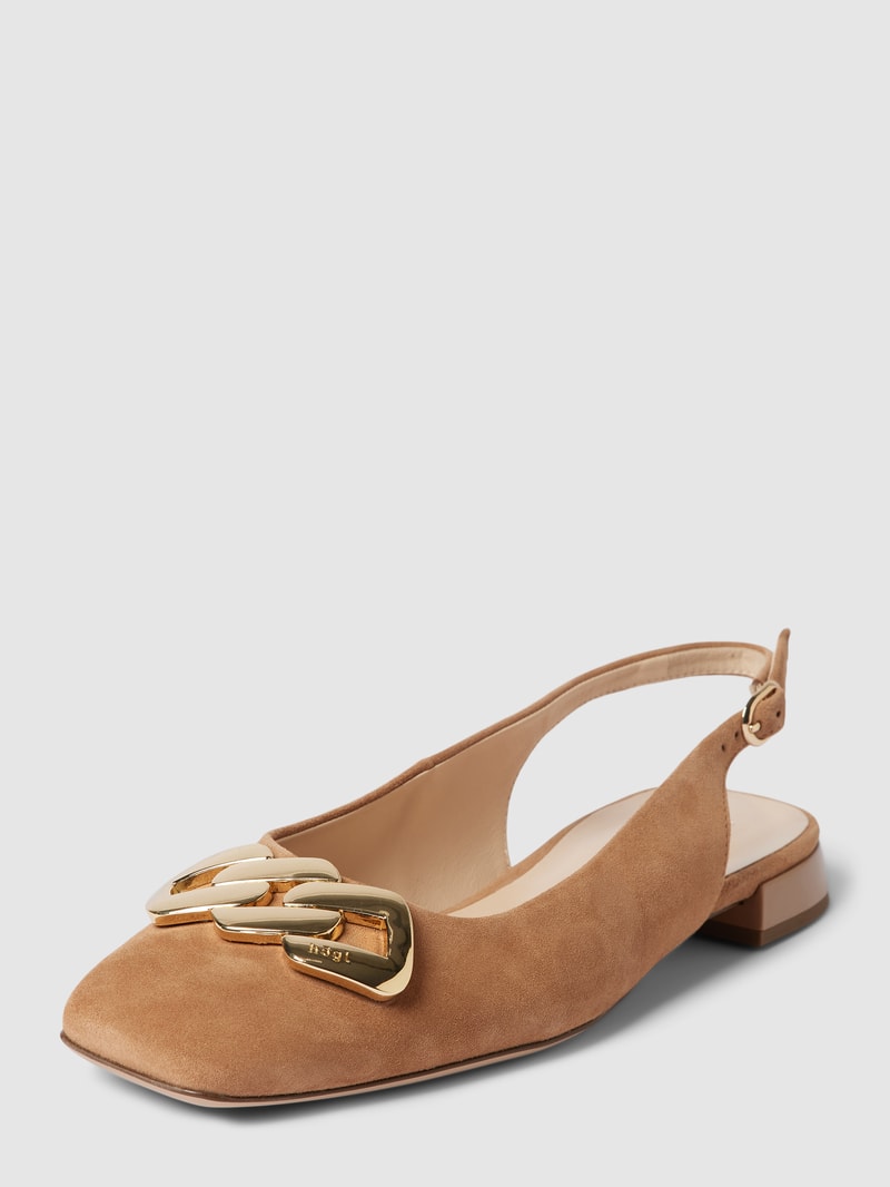 Ballerinas mit Zierkette in camel