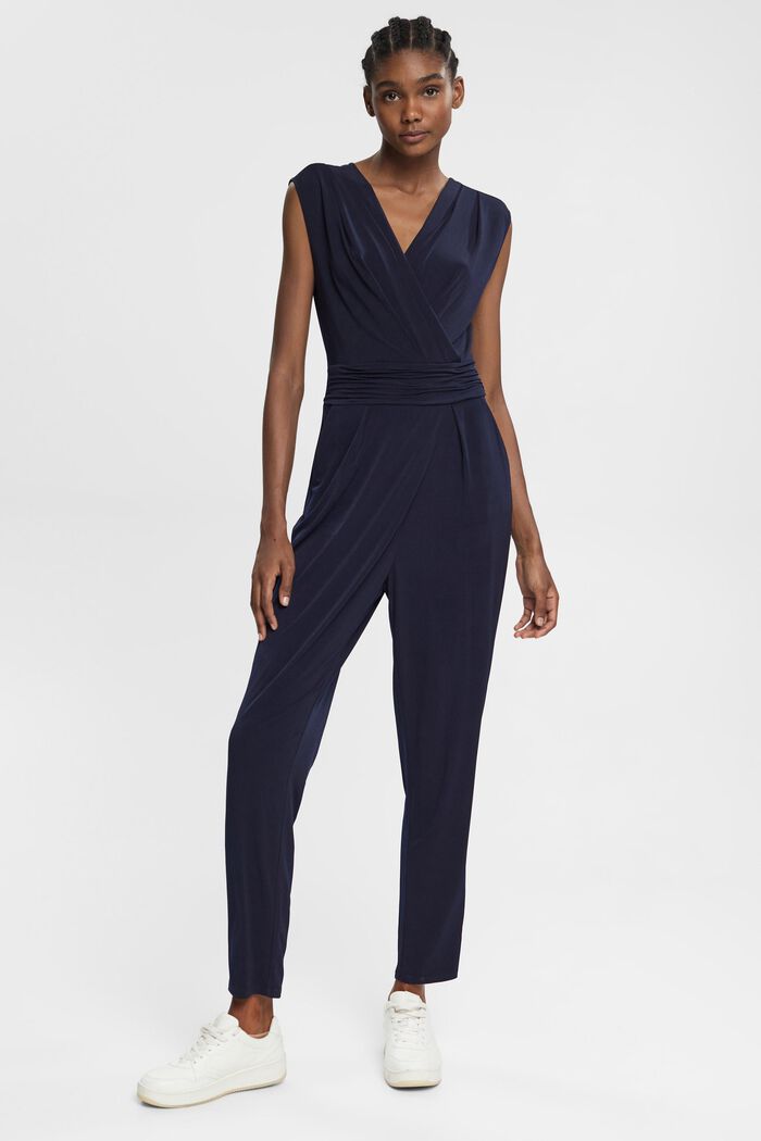 Jumpsuit mit Crossover-V-Ausschnitt